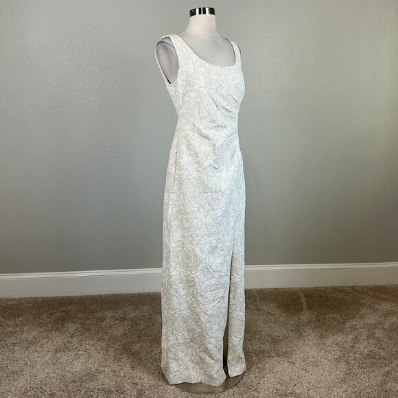Adrianna Papell White Metallic Jacquard Column Gown Size 6 Sleeveless Thigh Slit - Picture 4 of 14